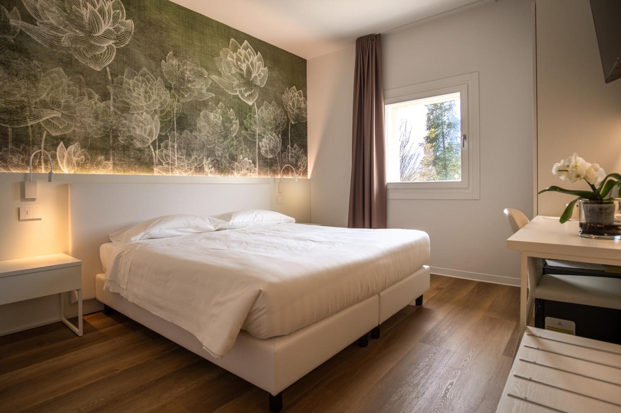 Hotel Villa I Pini Malo  Exterior photo